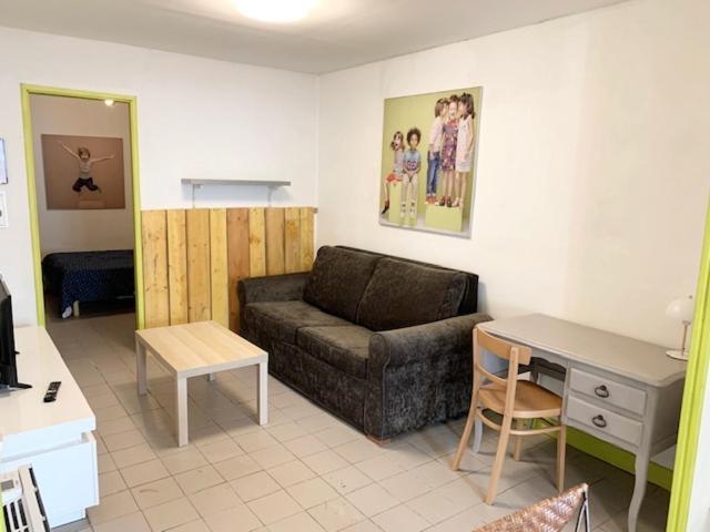 Le Depot Studio Du Petit Port Champvert Esterno foto